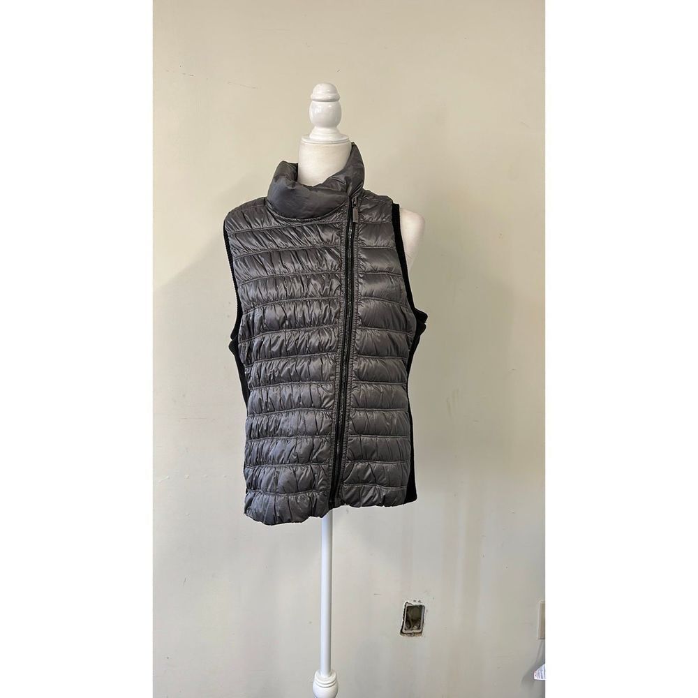 Women’s Calvin Klein Performance Gray Sleeveless Vest Large